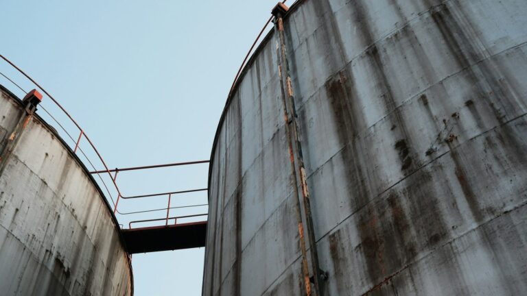 Internal Linings for Steel Storage Tanks